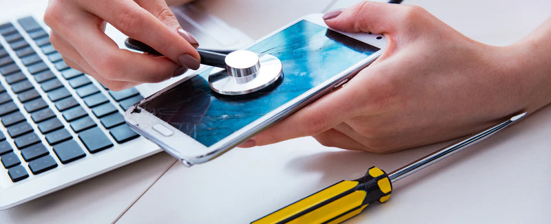 Front screen repair of cellphone. Screen fix by repair technician. Battery, charging port, motherboards, speakers and cameras.